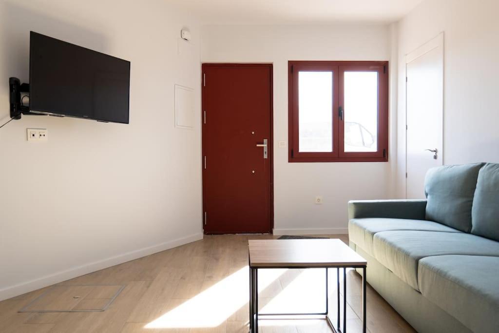 Apartamento Loft Nuevo Con Vistas Al Mar Y Montana Málaga
